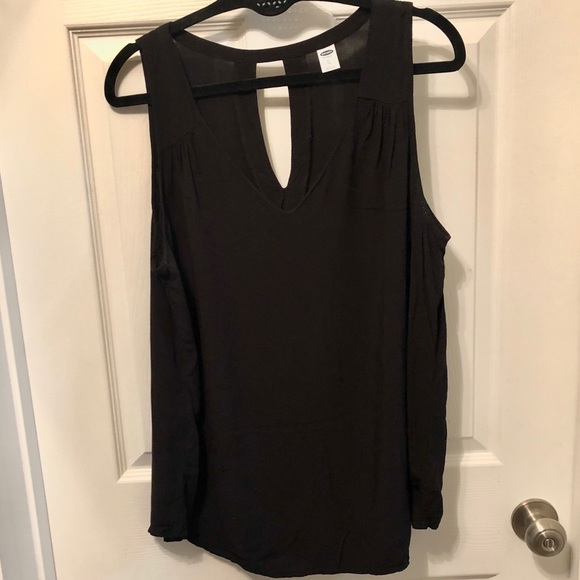 Old Navy Tops - Classic Black Shell